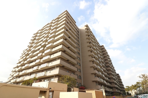 西宮市小松東町 中古マンション外観写真